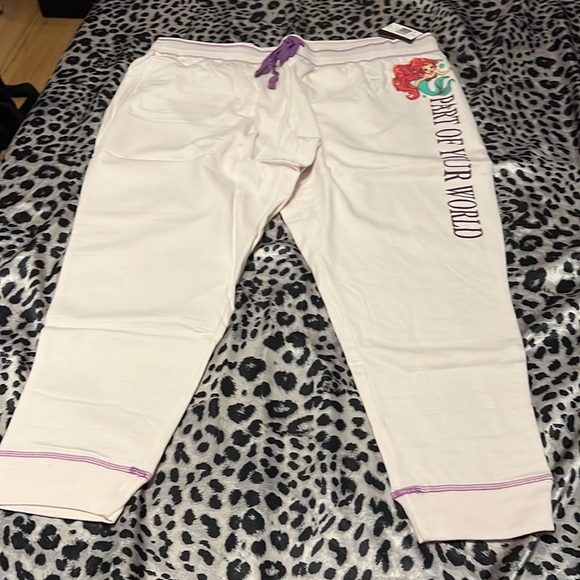 Disney Areal drawstring pants - Picture 3 of 4